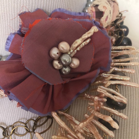 BEAUTIFUL BOHEMIAN STYLE NECKLACE. - Picture 3 of 7